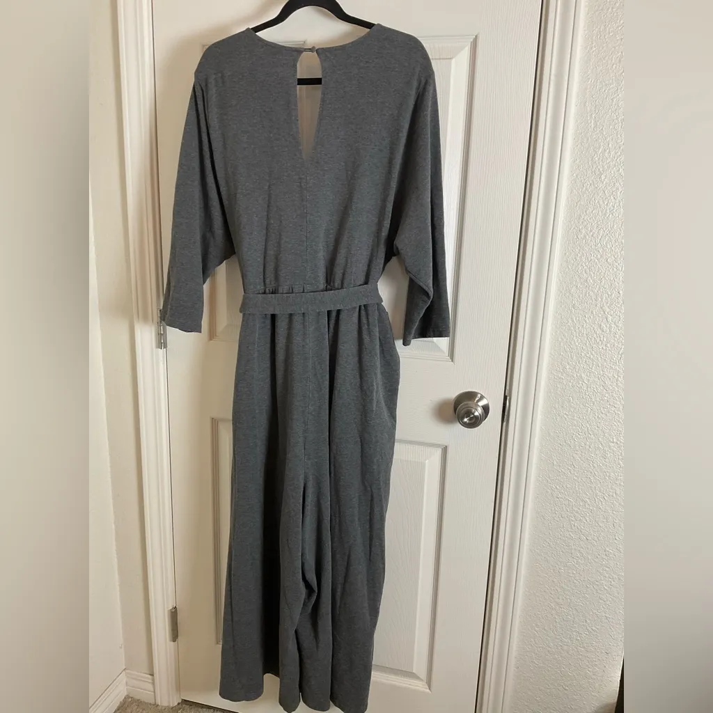 Torrid Surplice Wrap Wide Leg Belted Gray Jumpsuit Size 4 - Image 9