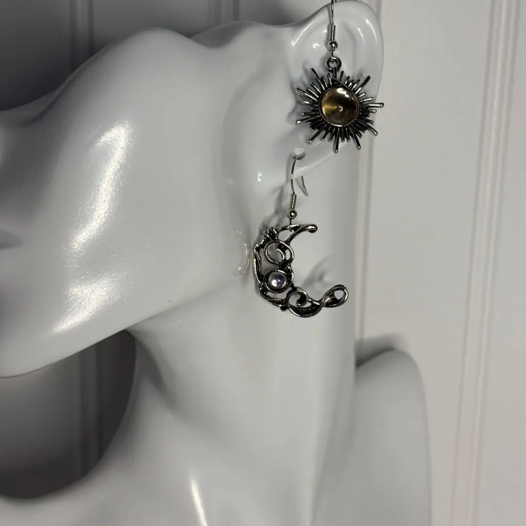 Crescent Moon & Sun Earrings NBWT Silver - Image 2