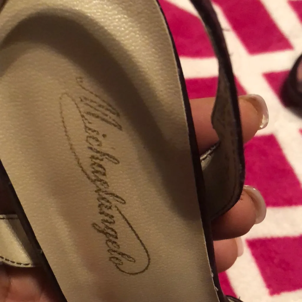 Michaelangelo Size 7.5  chocolate brown heels - Image 3