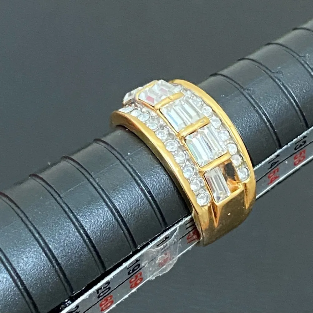 Vintage Unsigned Gold - Image 11