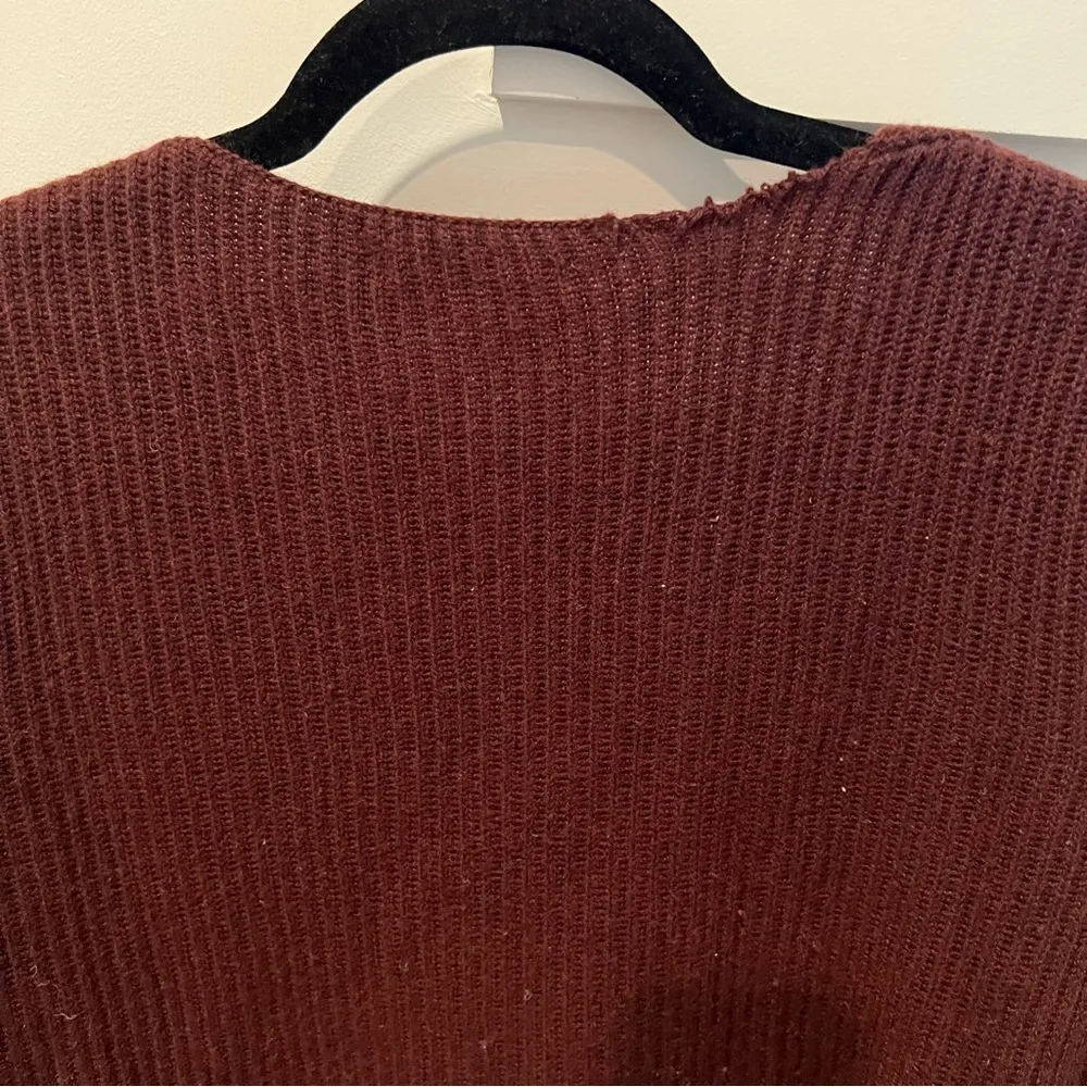 Vince V Neck Burgundy Knit Ribbed Sweater | M - Image 7