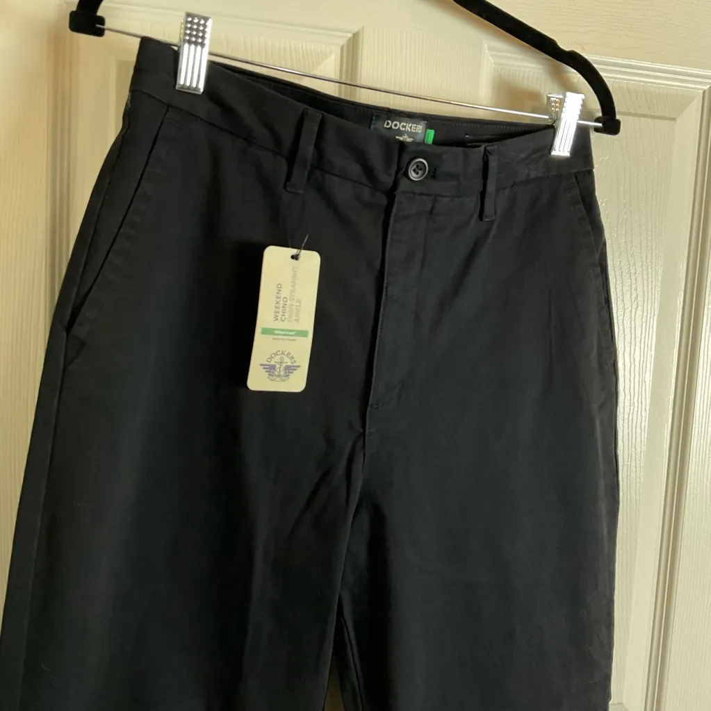 Dockers Chino high straight ankle water-less woman’s pants size 29 - Image 4
