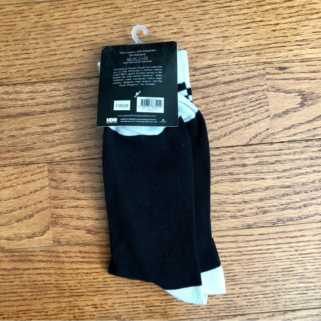 Game of Thrones Studio Tour RARE House Sigils Black Socks Women’s Size O/S NWT - Image 5