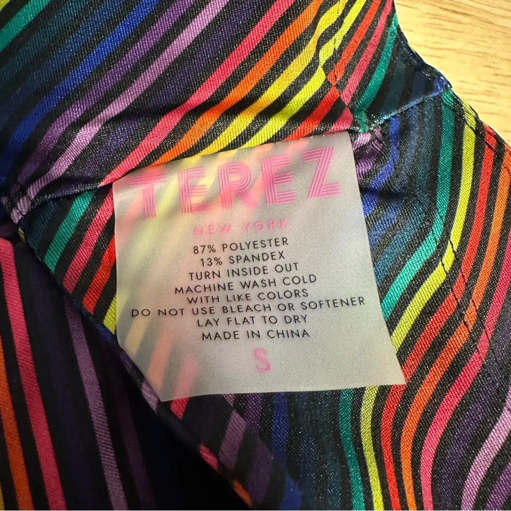 Terez Pride Collection Rainbow Stripe High Shine Scoop Bra Leggings Set Small - Image 13