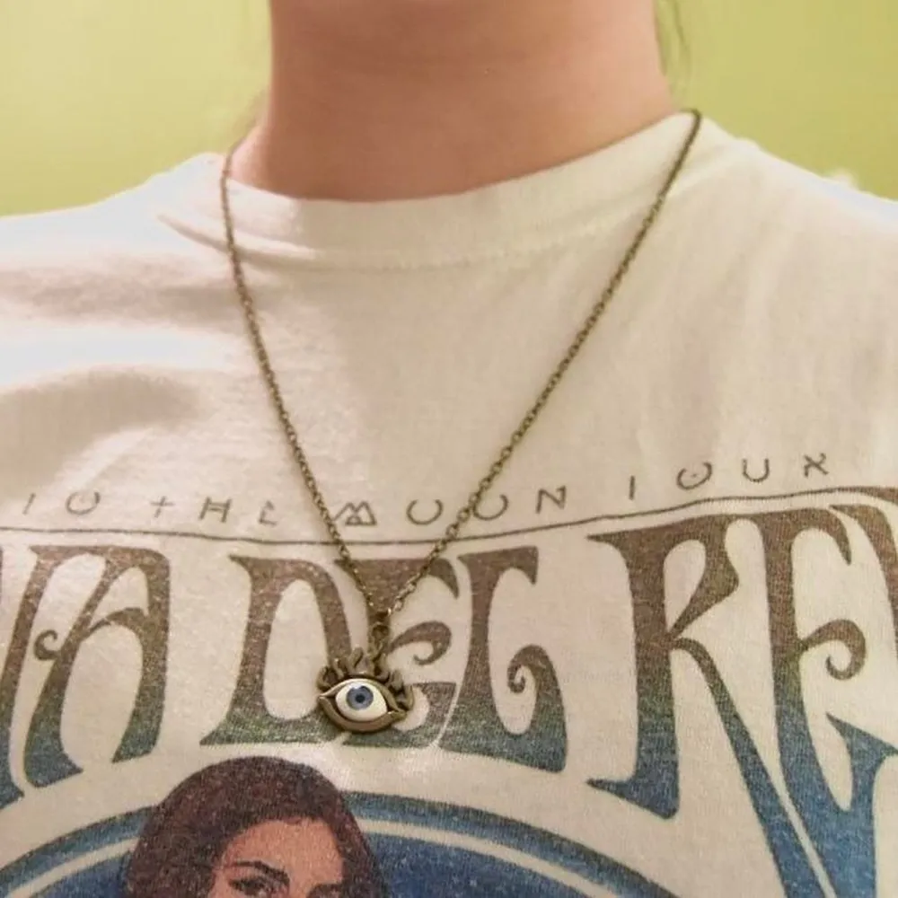 Rustic Eye Necklace Gold - Image 4