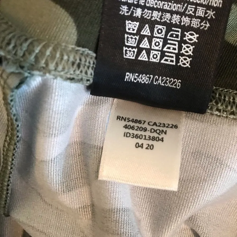 Pink Sport Victorias Secret Ultimate bike shorts pockets Camo green yoga gym S - Image 10