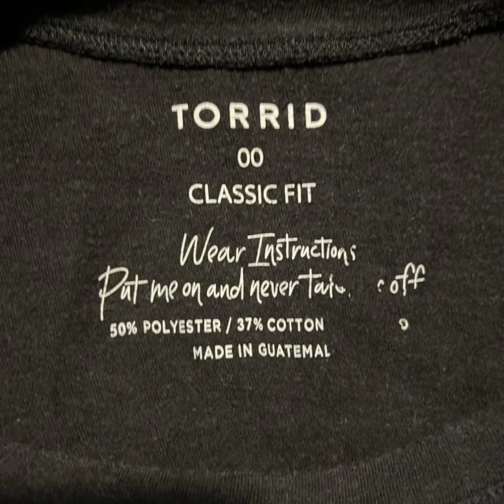 Torrid 00 Classic Fit Skull Muerta Day of the Dead Reglan Tee A118 - Image 3