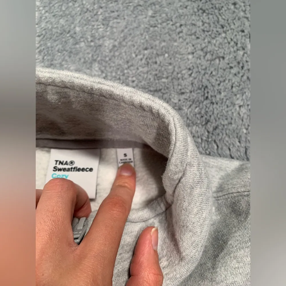 TNA sweatfleece cozy fleece small cropped sweatshirt gray - Image 5