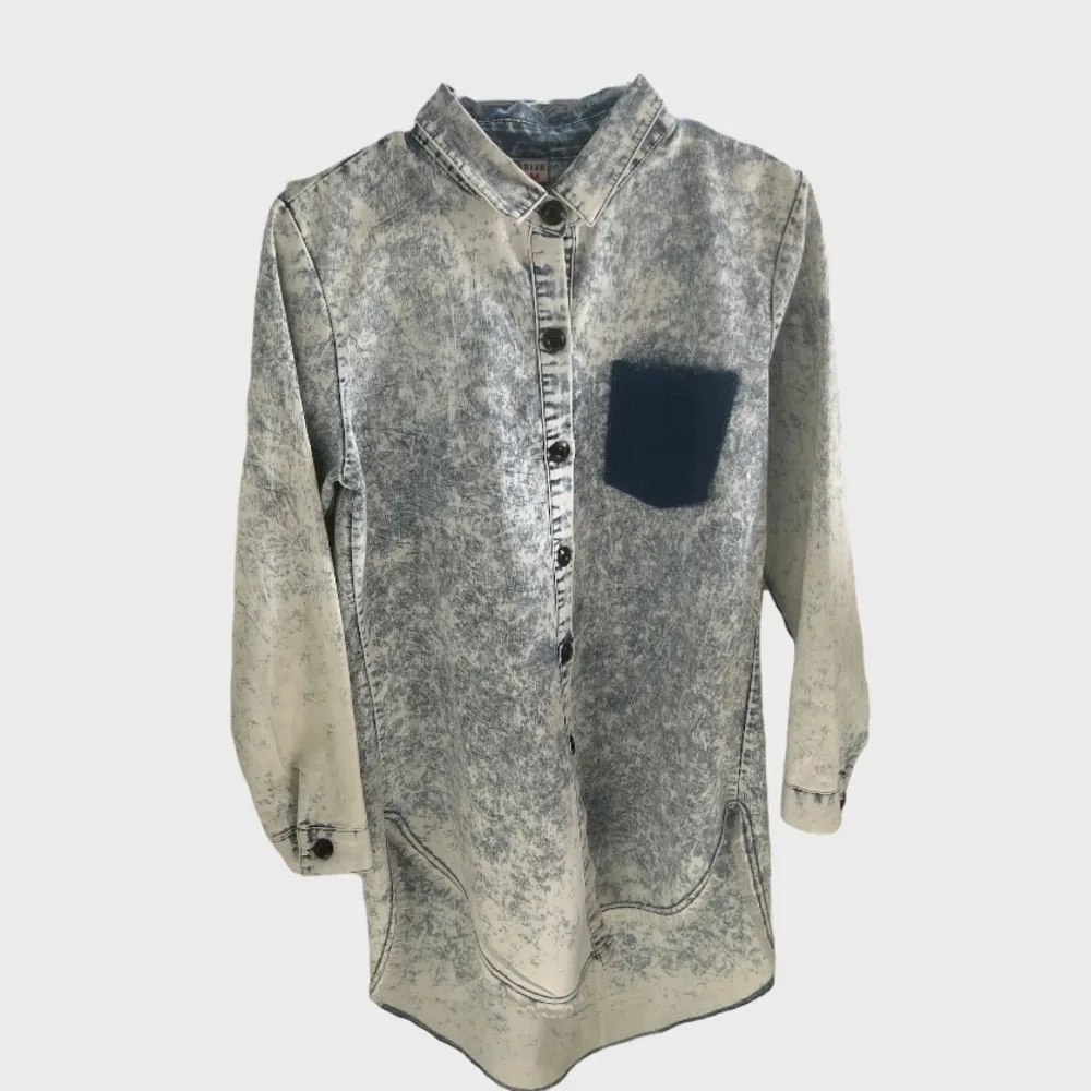 Stonewashed denim shirt/dress. Long sleeve. No pockets. Blue. Medium. NWOT Blue - Image 3