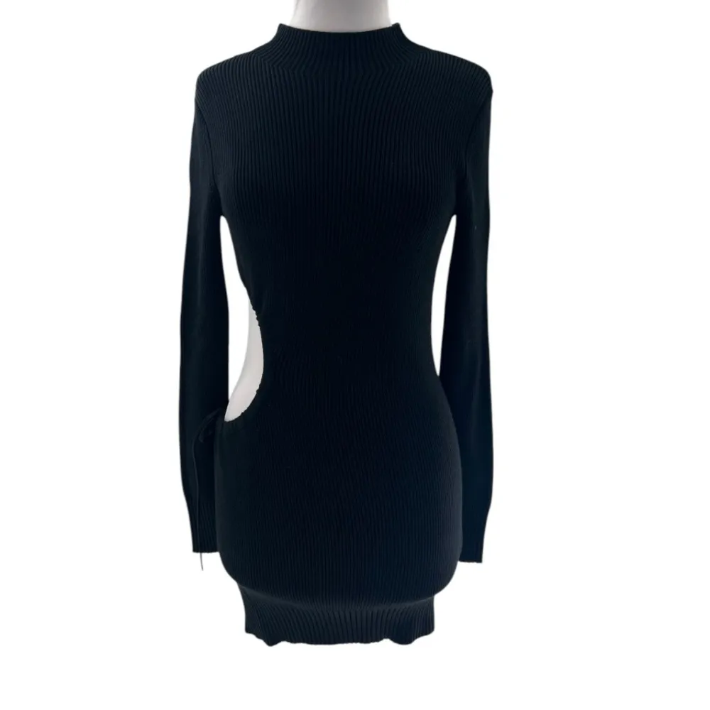 H:ours Black Sweater Dress black cut out sz XS revolve - Image 5