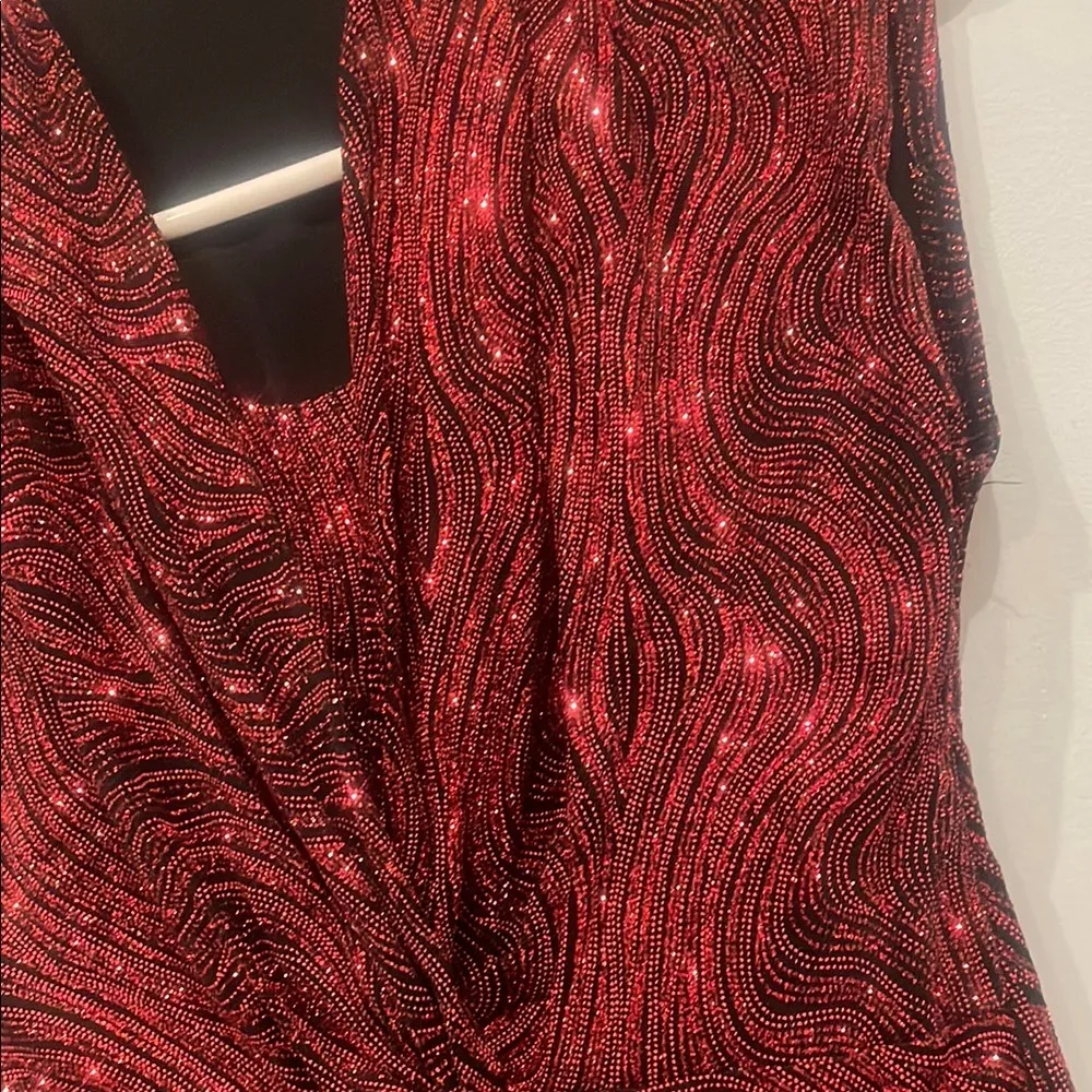 Elegant Red glitter Sleeveless Top - Image 2