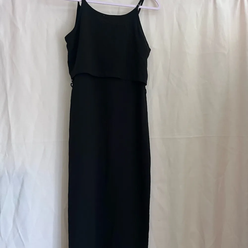 Elegant Black Sheath Maxi Dress Spaghetti Straps Size XS - Image 2