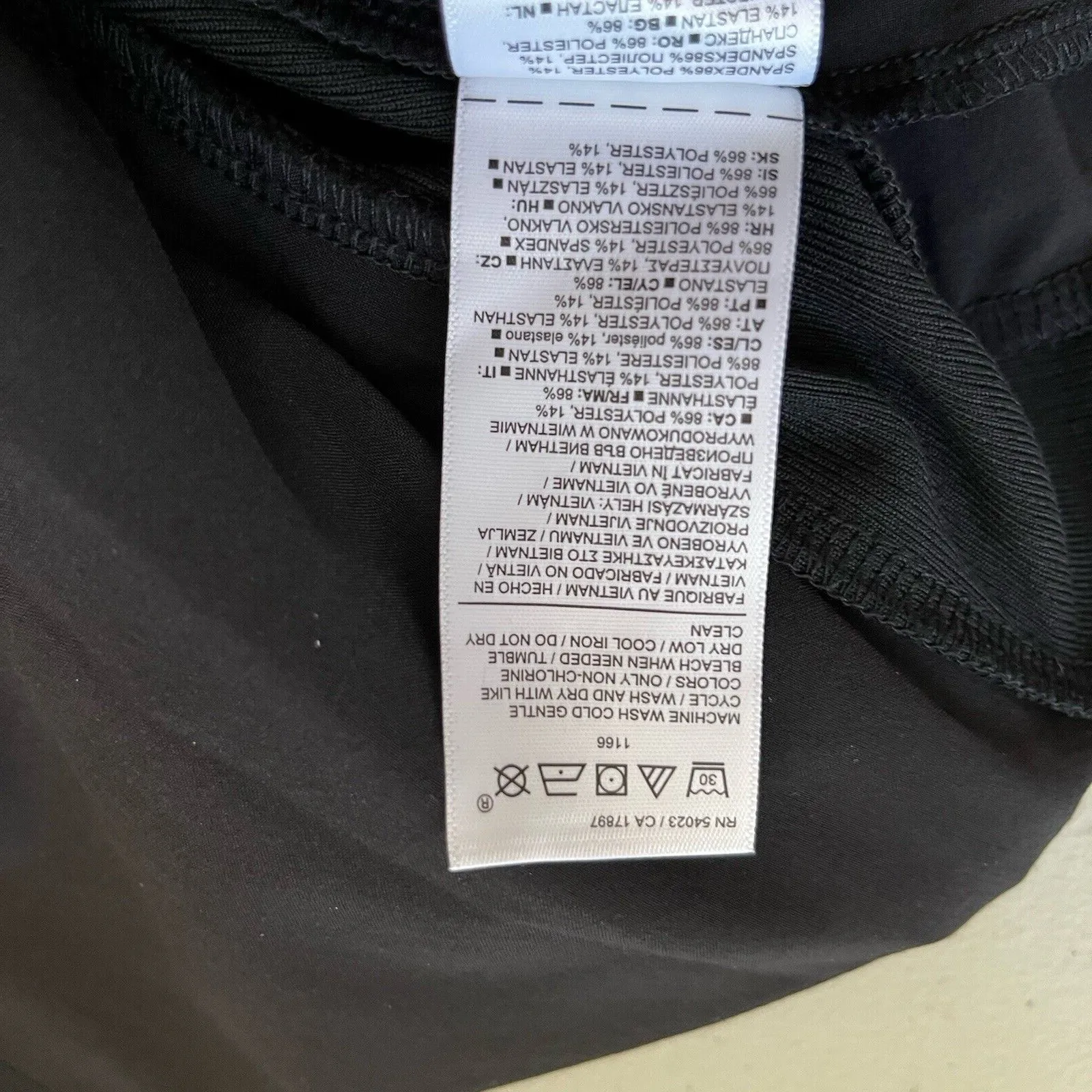 Athleta Brooklyn Jumpsuit Black V-Neck Sleeveless Waist Tie Women's‎ Size 2 - Image 7