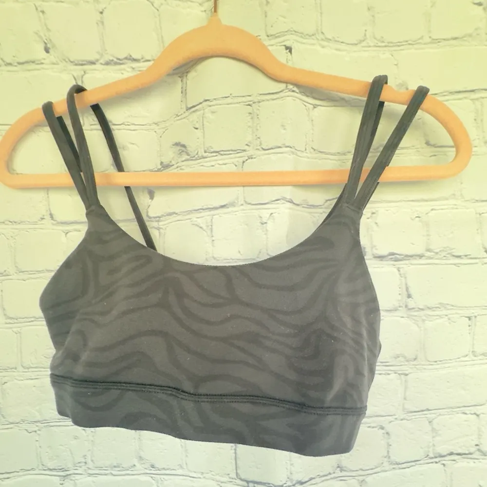 Alo Work it Out Zebra Yoga bra - Size Small - Image 2