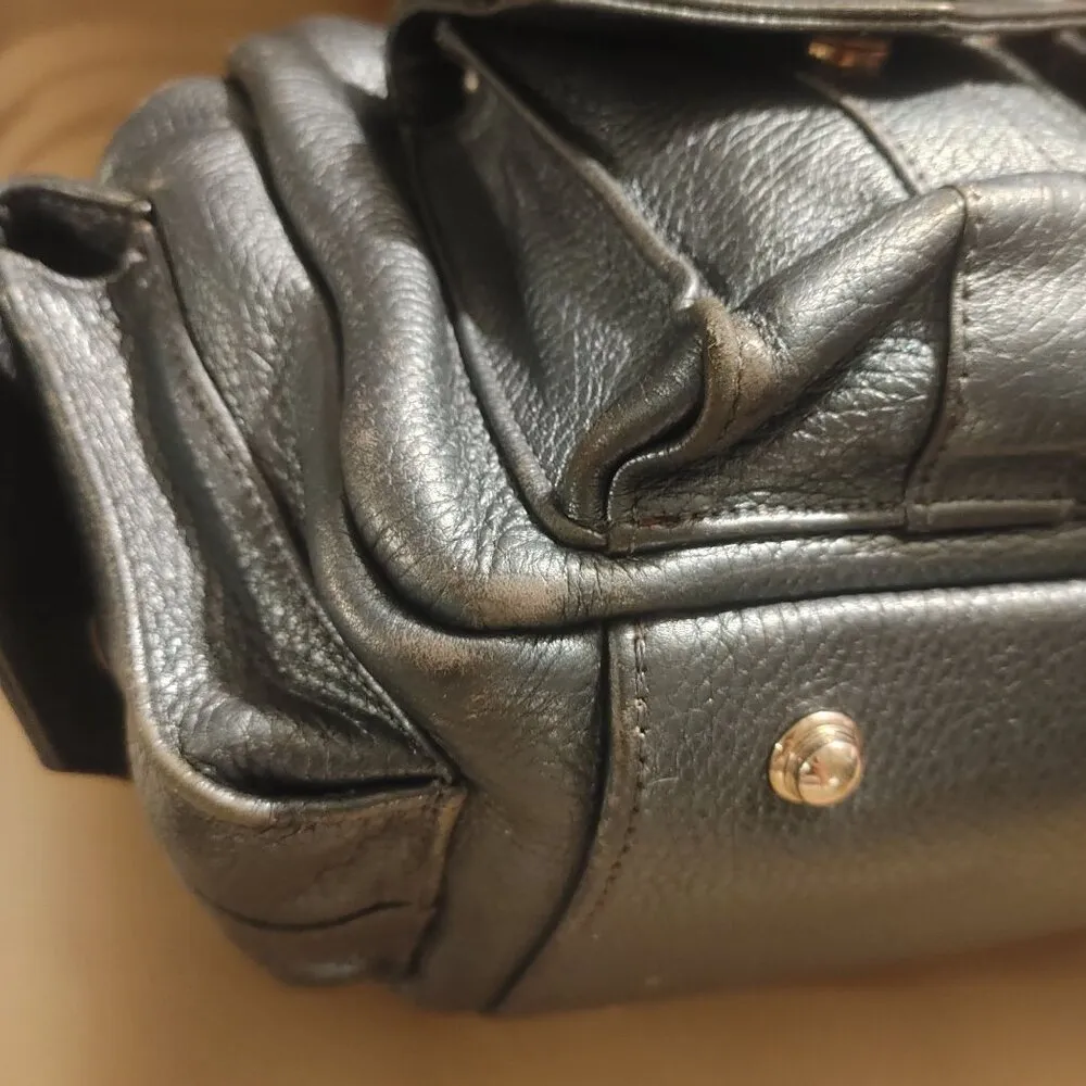 Botkier Metallic Teal Leather Tote Bag With Dual Front Pockets & Snap Closure - Image 7