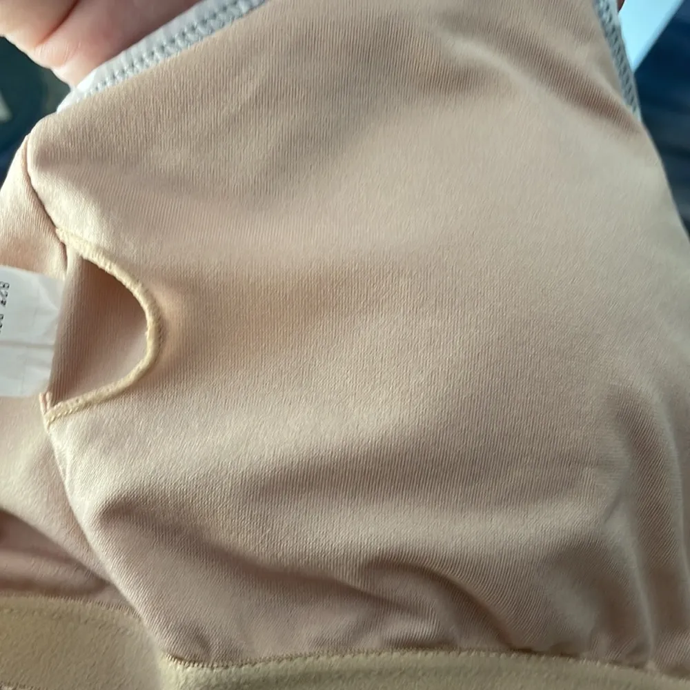 Kortni jeane swim top size small - Image 7