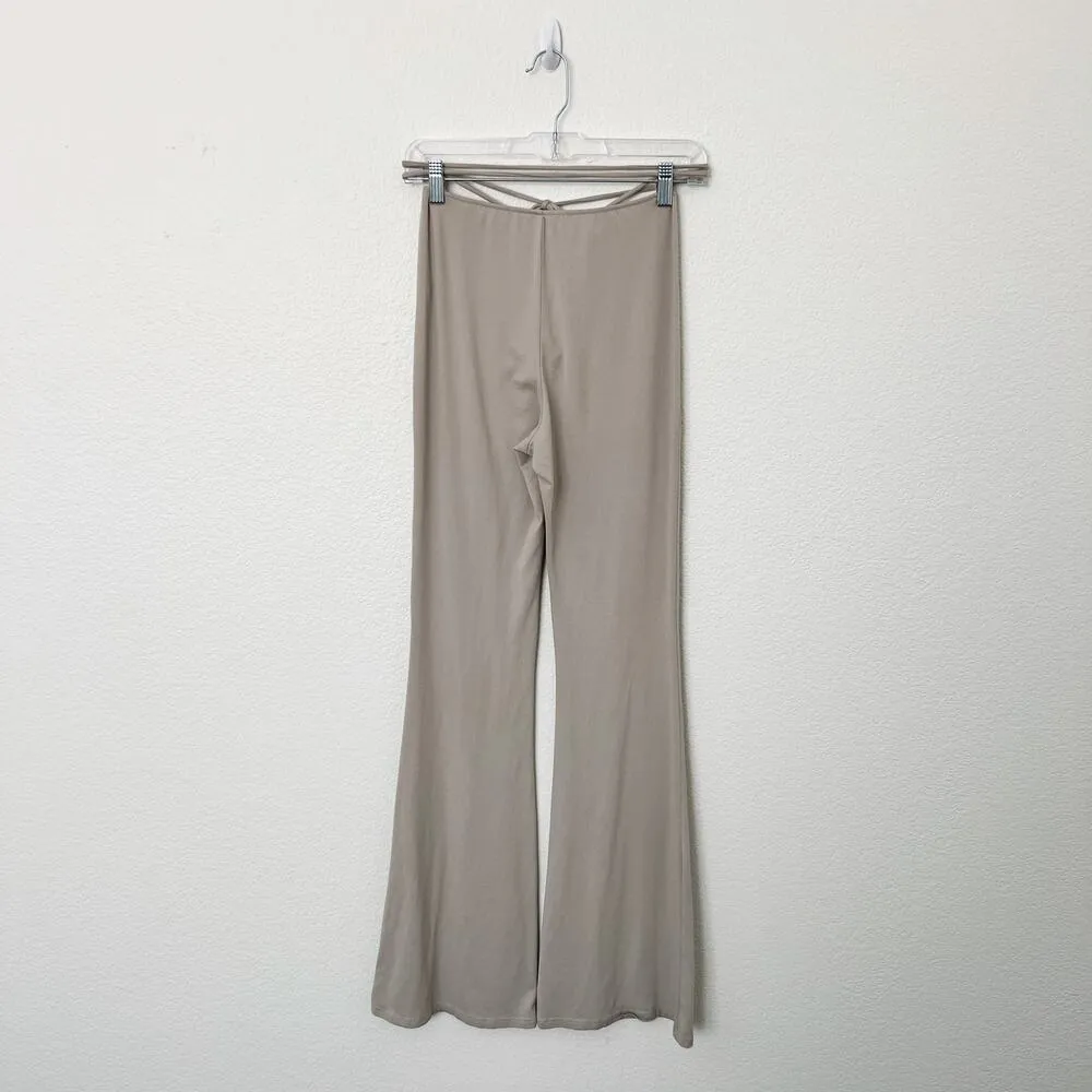 [TRESSER] Tan Criss Cross Tie Waist Ruched Low Rise Flare Leg Pants Size Small S - Image 4