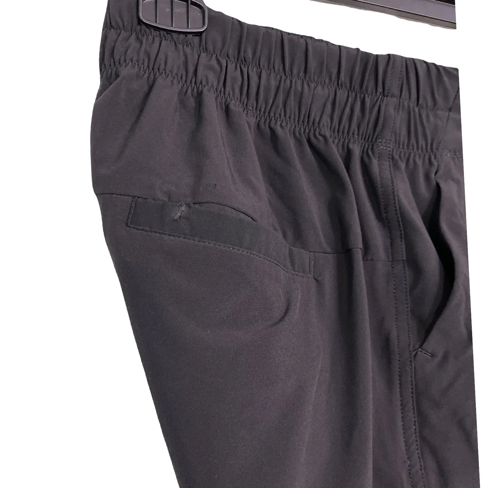 Lululemon Black Elastic Waist Drawstring Athletic Shorts Cuffed Size 4 - Image 7