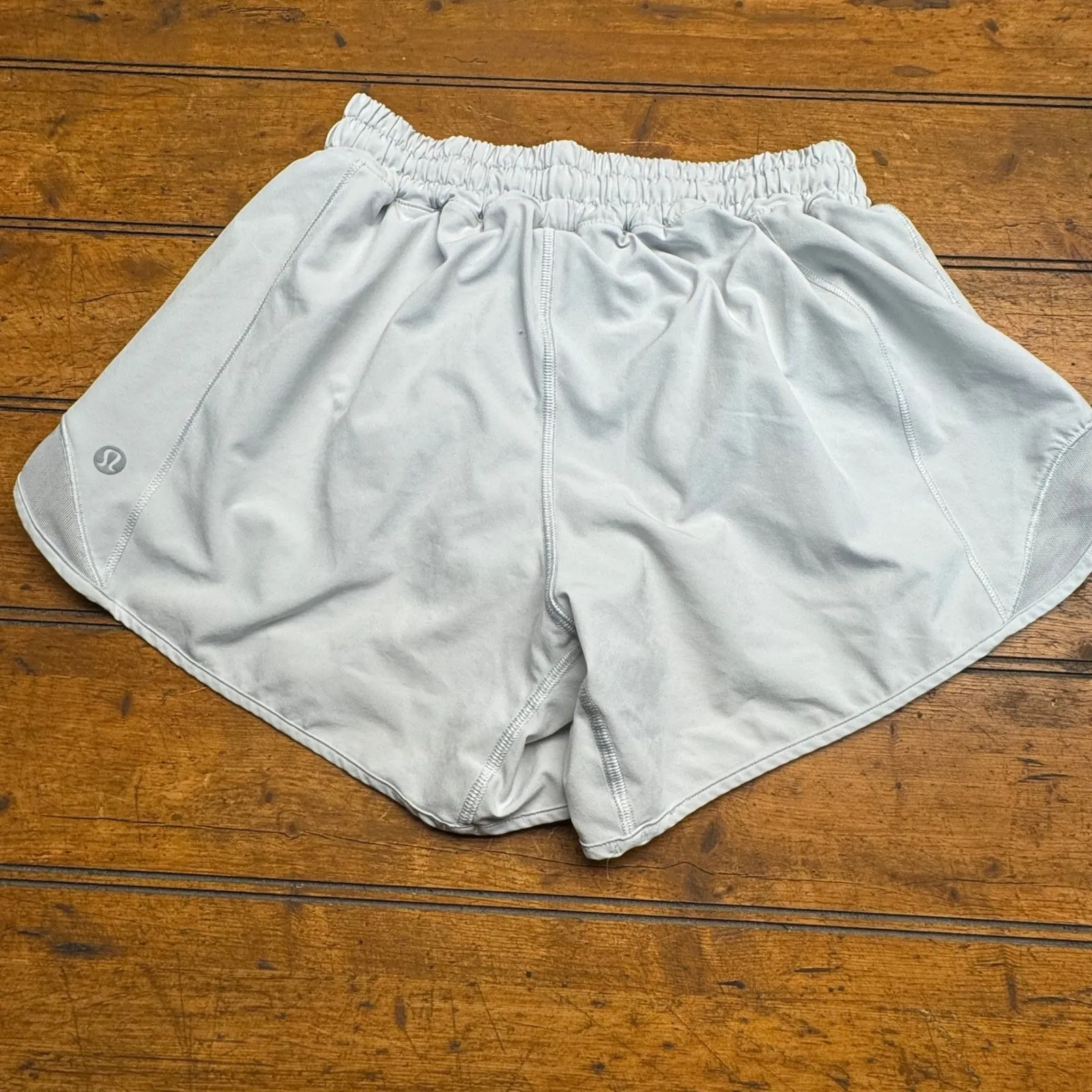 Lululemon  speed up Shorts Women Size 4 Light Grey Athletic Workout - Image 4