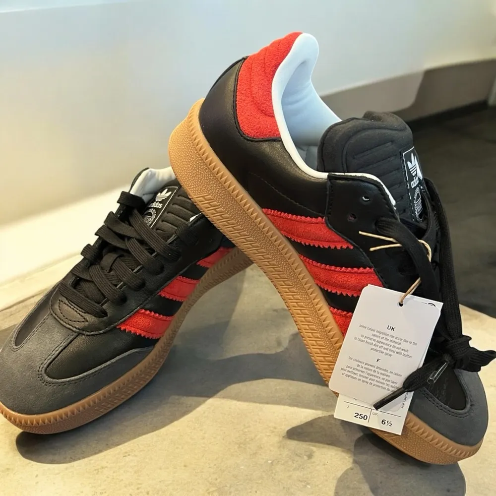 ADIDAS SAMBA XLG SHOES BLACK SCARLET CARBON GUM Size Women 8 Men 7 - Image 2