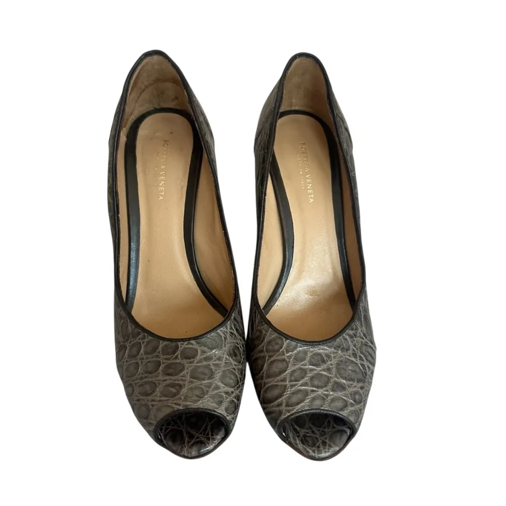 Bottega Veneta Leather High Heels Pumps Peep Toe Textured Size 36.5 EU 6 Women's - Image 2