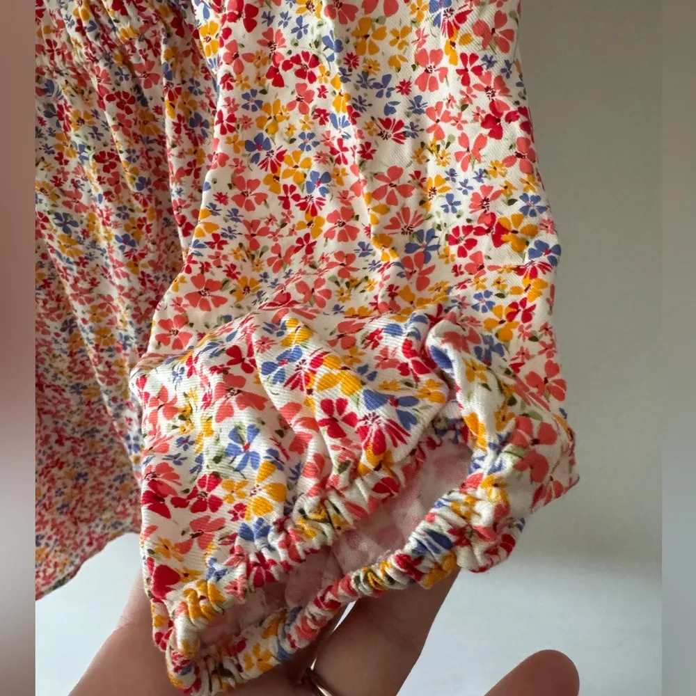 JustFab Ditsy Floral Fit and Flare Mini Dress Long Sleeve - Image 4