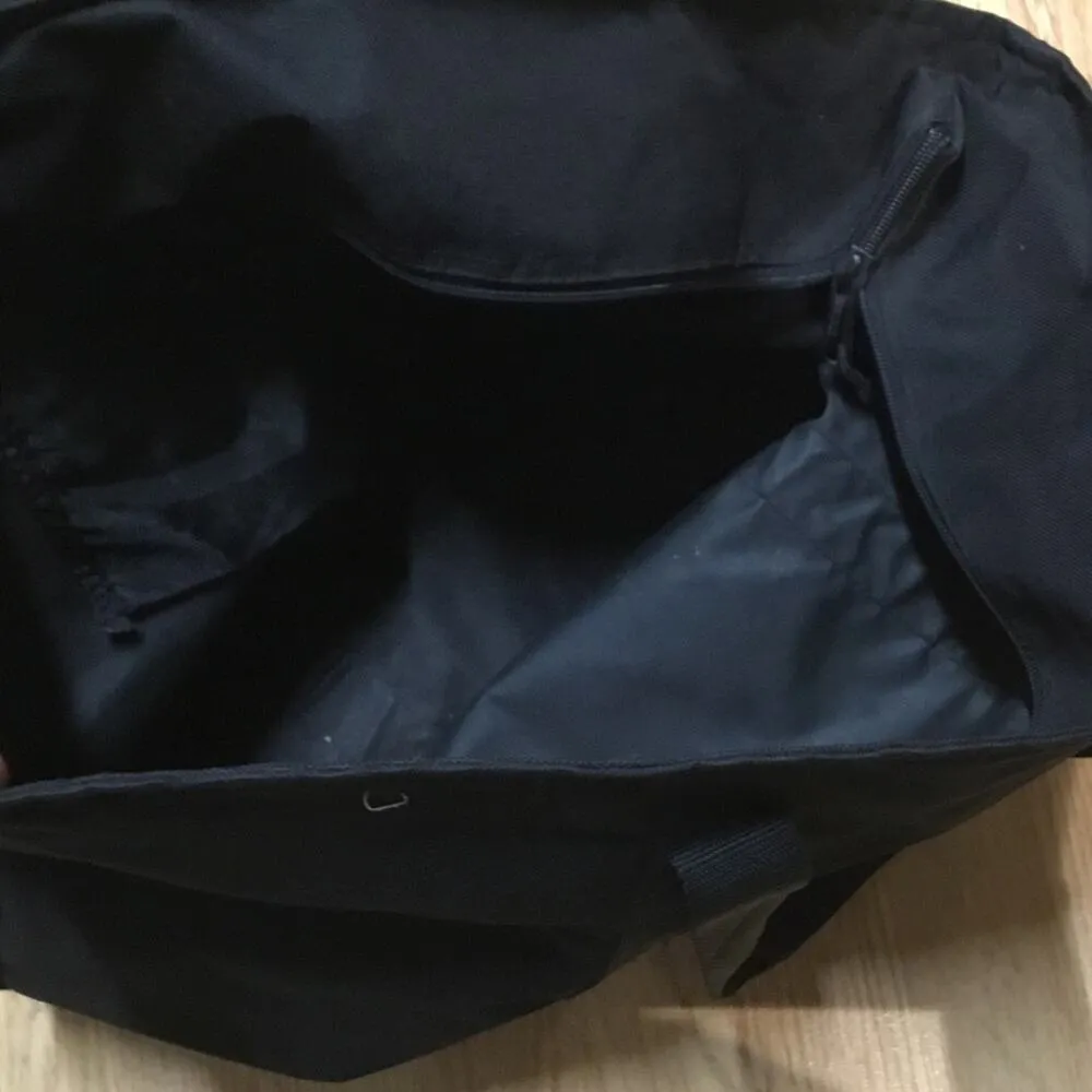 Care & Share Houston Independent School District Bag Black - Image 3