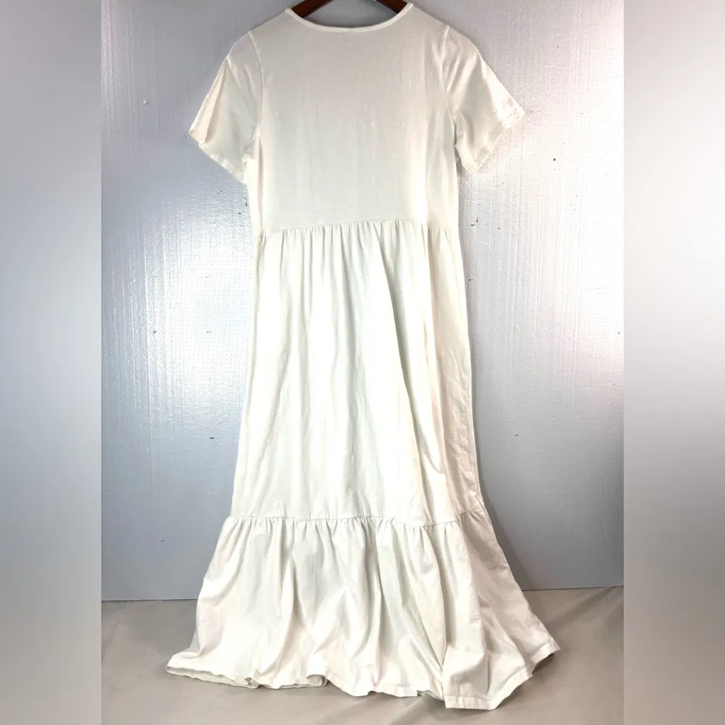 Old Navy M Short Sleeved Summer Tiered Midi/Maxi Dress in White - Image 2