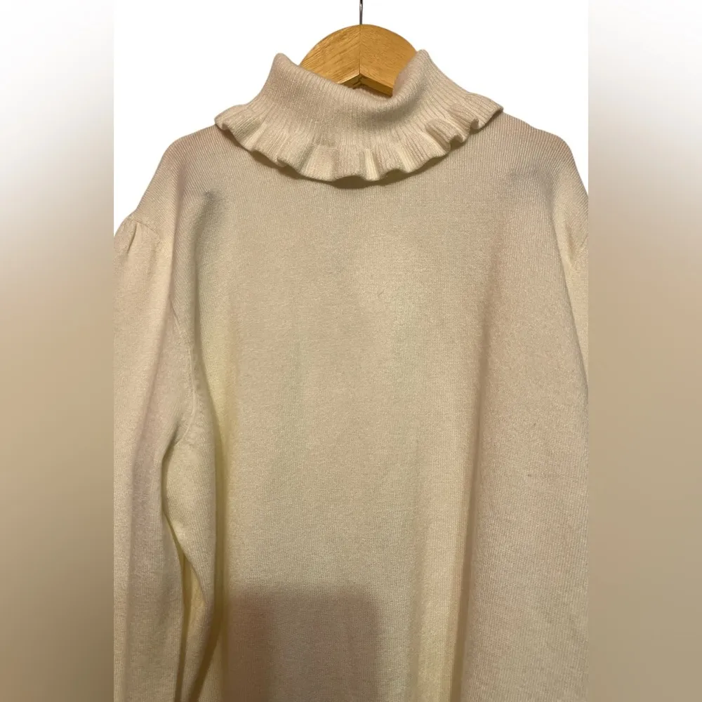 Joseph A Ruffle TurtleNeck  Knit sweater - Image 2