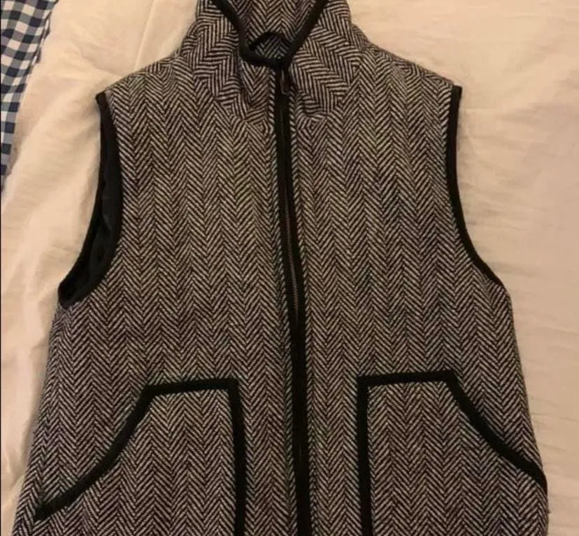 Herringbone vest currently a - Image 4