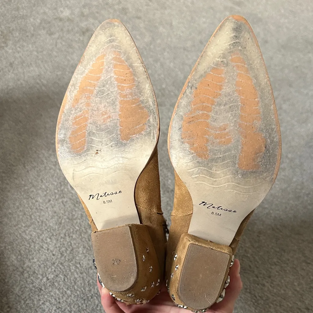 Matisse Star Studded Suede Caty Boots Size 8.5 Brown - Image 8