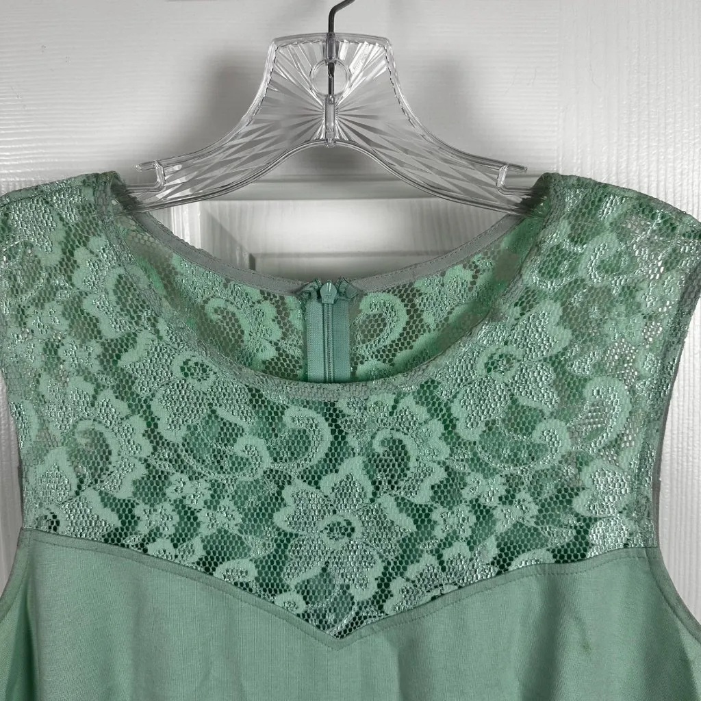 Brand Size XL Womens Sleeveless Green Dress With Lace Yoke & Flared Skirt - Image 8