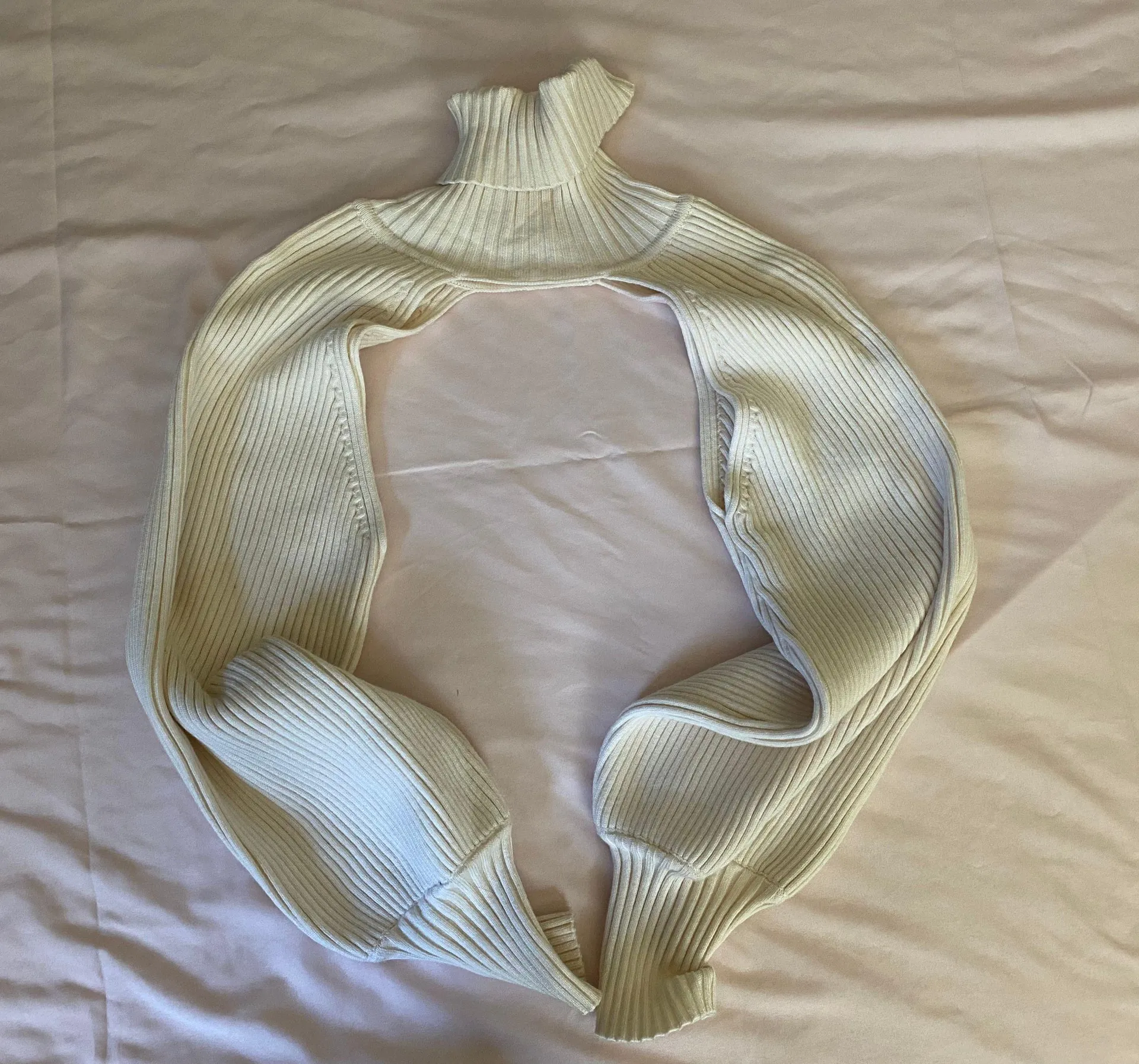 Amazon Cropped Sweater - Image 2
