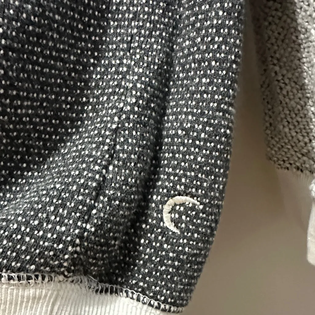 Women's Gray and Cream Zyia Sweater - Image 5