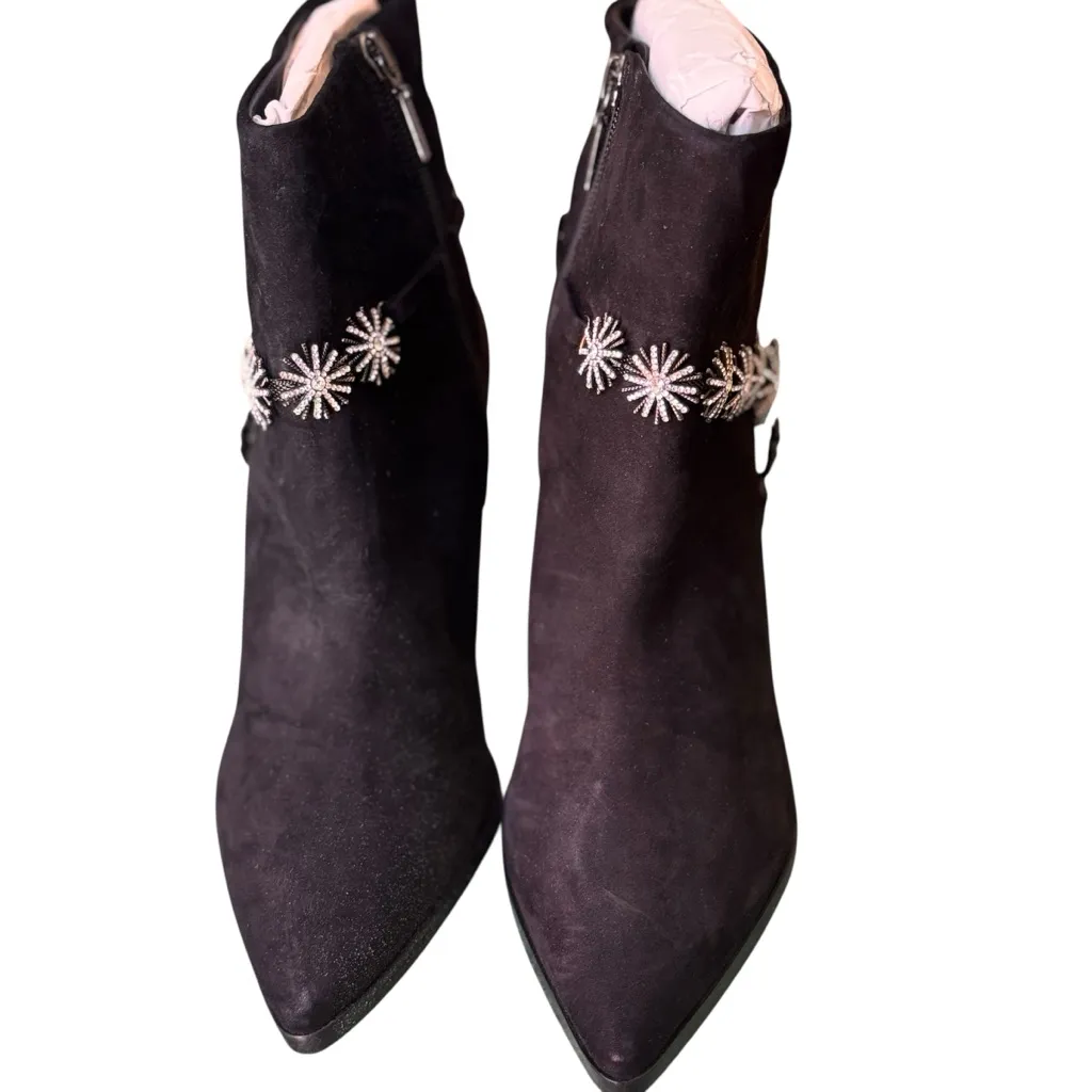 Schutz Black Suede Star Ankle Boots Block Heel Leather Sole 8.5B NWOT with FLAW - Image 7