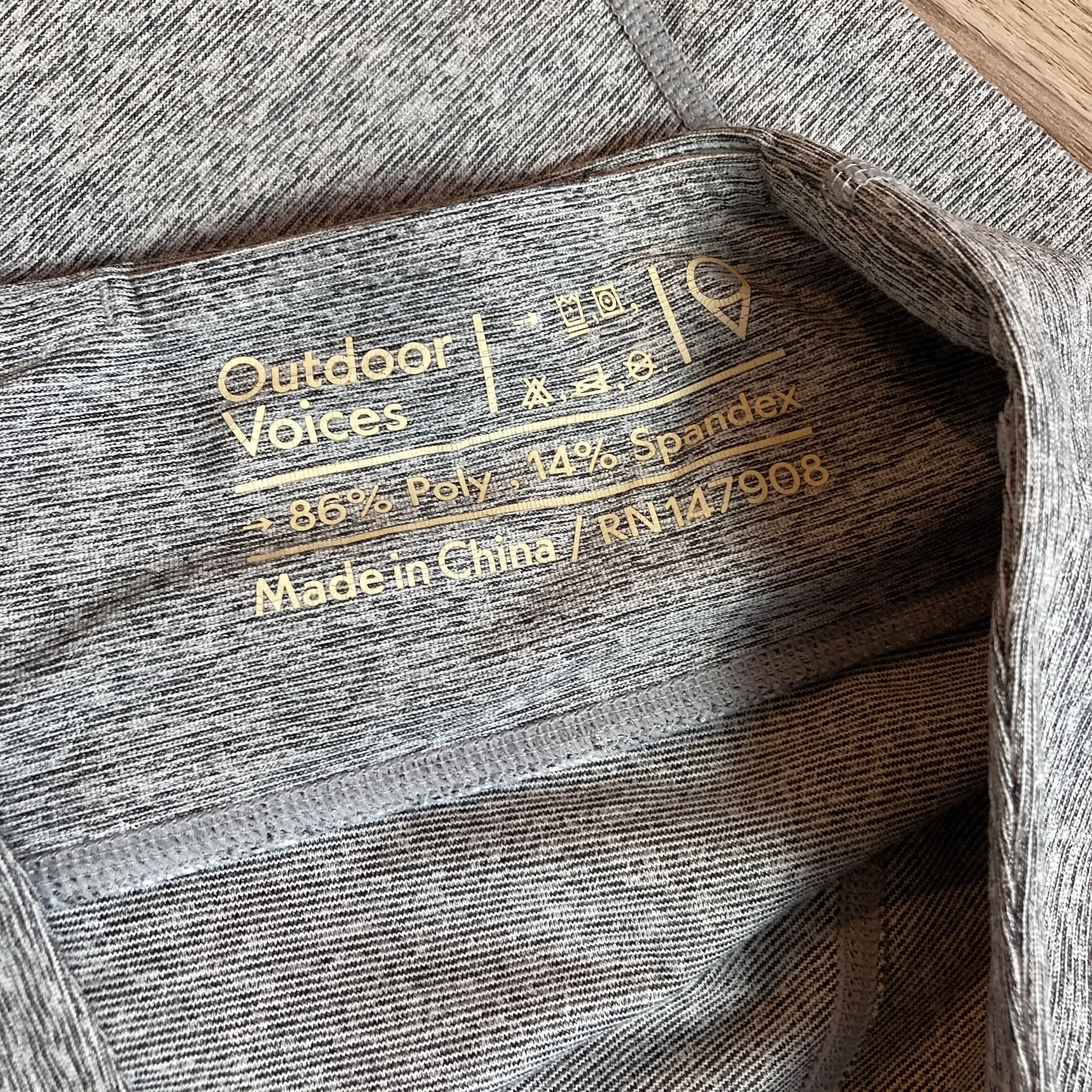 Outdoor Voices 7/8 Dipped Warmup Leggings Size L - Image 6