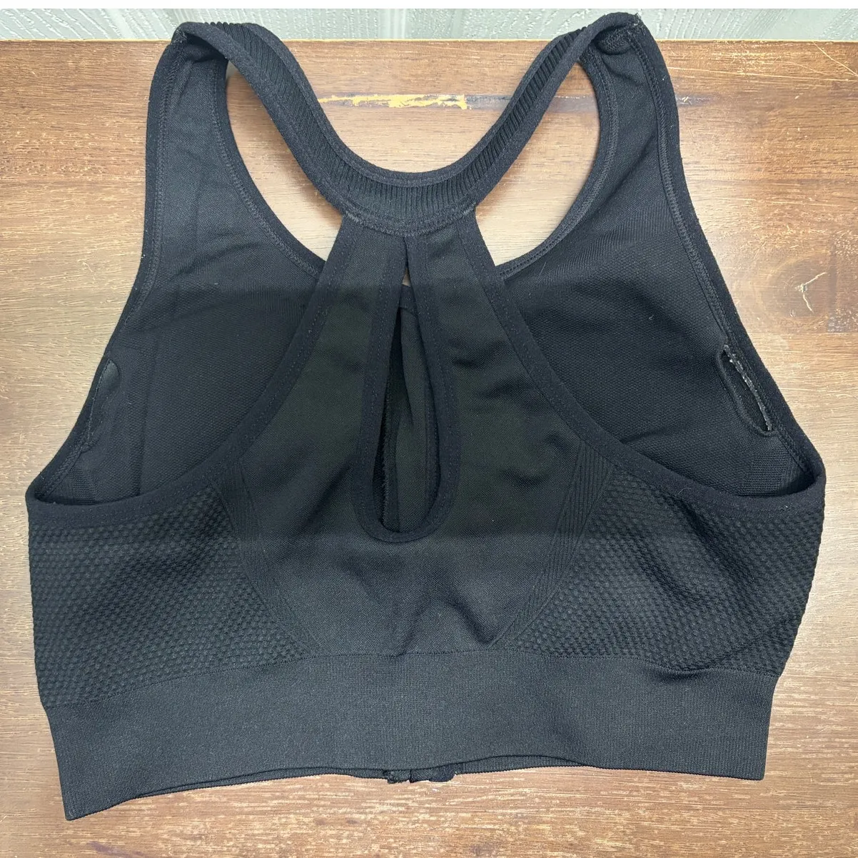 Soma Size Medium Black Seamless Zip Front Racerback Moisture-Wicking Sports Bra - Image 2