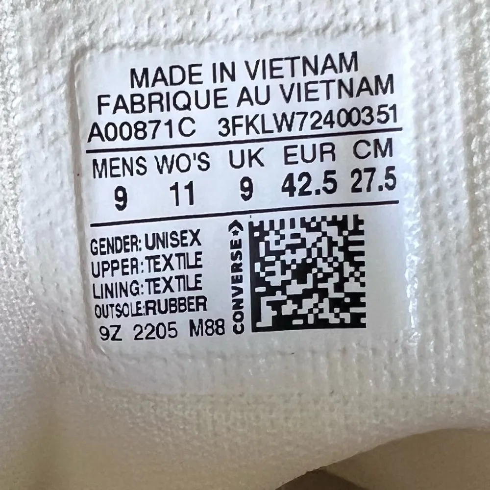 Converse Chuck Taylor All Star Lugged Hi 2.0 White Unisex Sneaker Size 9 or 11 - Image 6