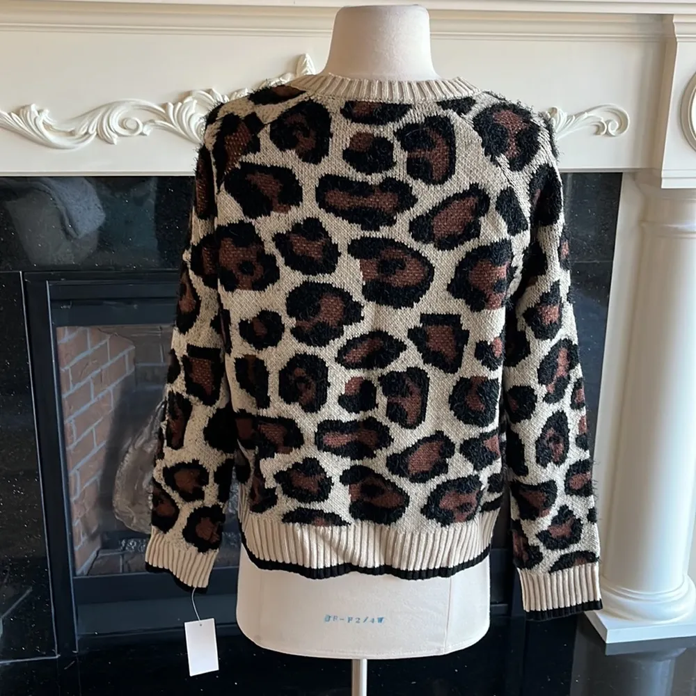 Sweater Planet Gold Leopard Print Brown Crewneck Womens Small - Image 6