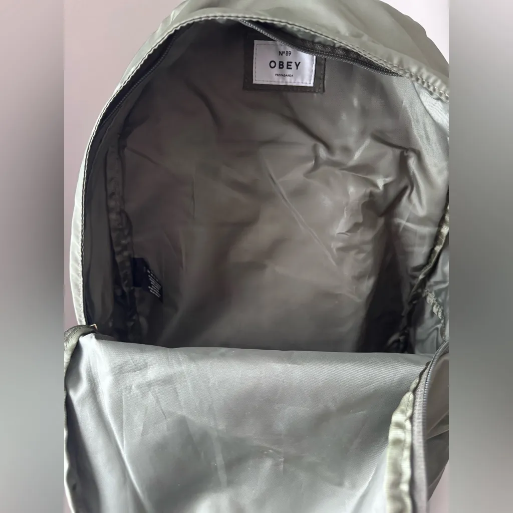 Obey Laroche Army Green Backpack w/Gold Tone Hardware EUC - Image 6