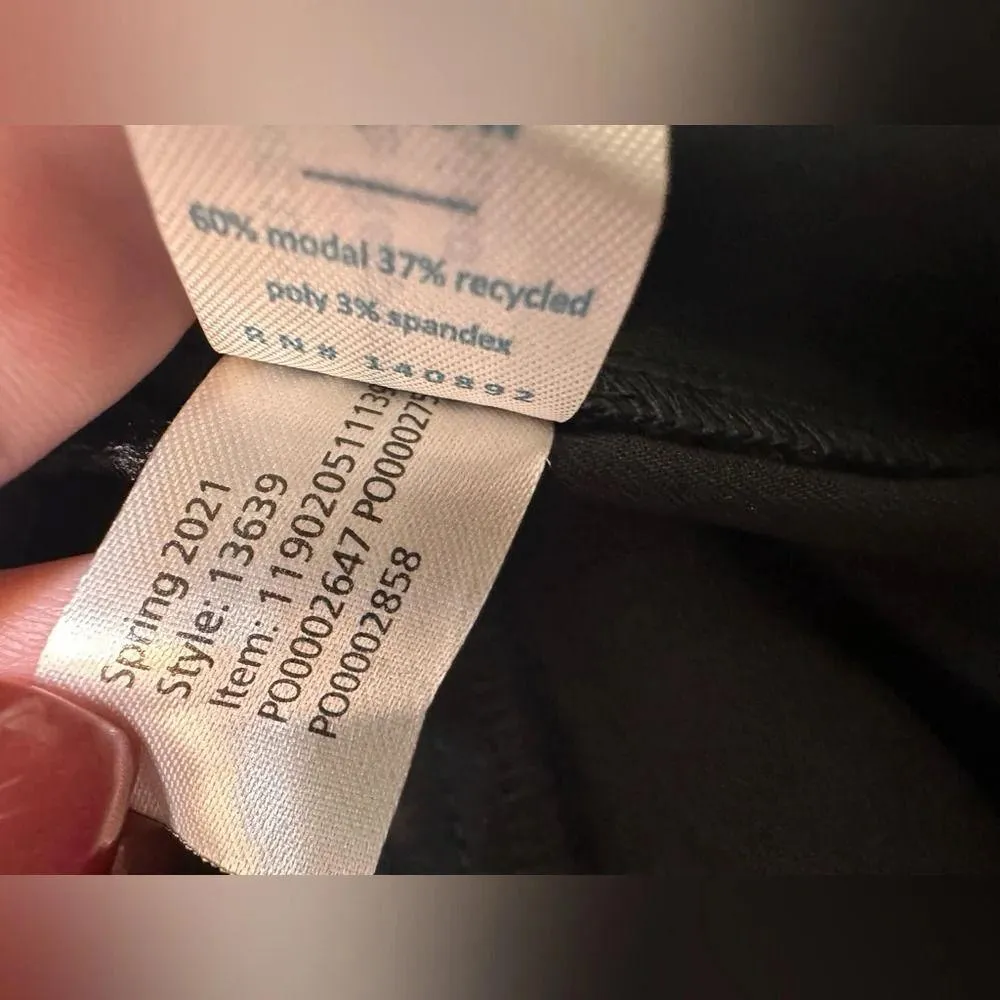 Marine Layer Allison pant black elastic waist - Image 6