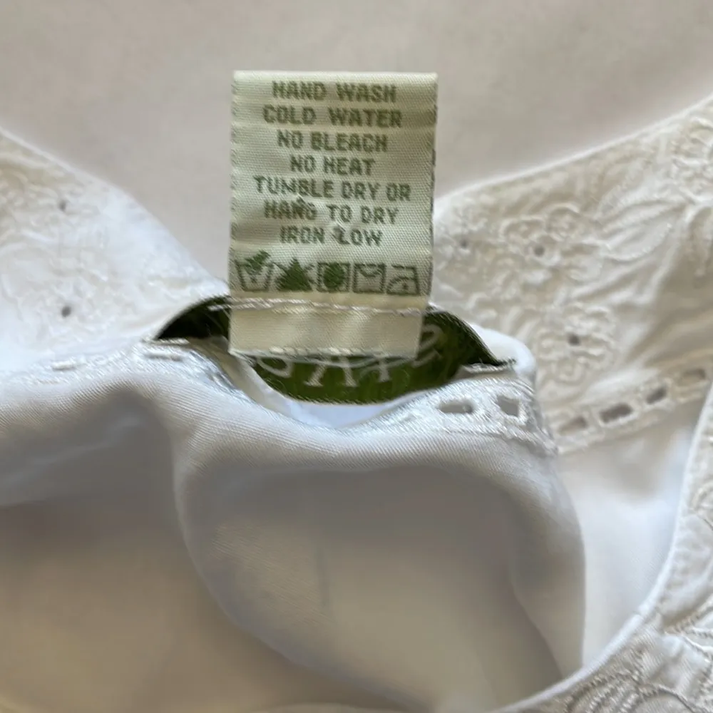 Orvis Lightweight White Embroidered Eyelet Bohemian Crop Top Rayon/Viscose - Image 8