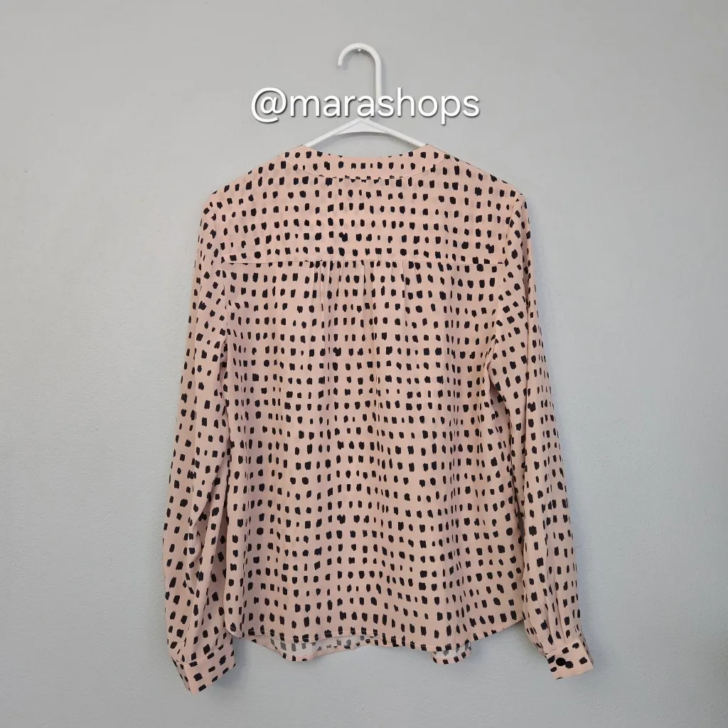 Amour Vert Kaya Washable Silk Blouse - Image 7