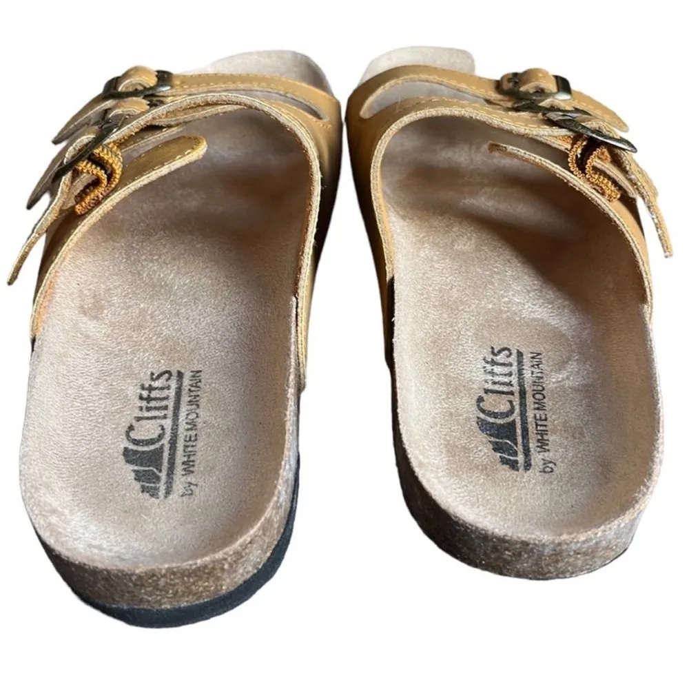 Cliffs by White Mountain Charlie sandals Gold Size 6 - Image 8