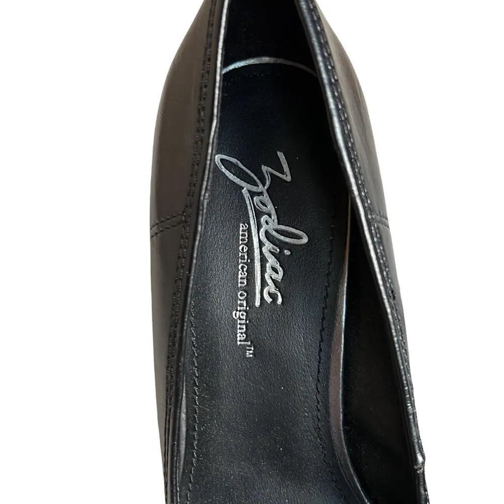 Zodiac Black Matte Vivian Stud Pumps SIze 7.5 - Image 5