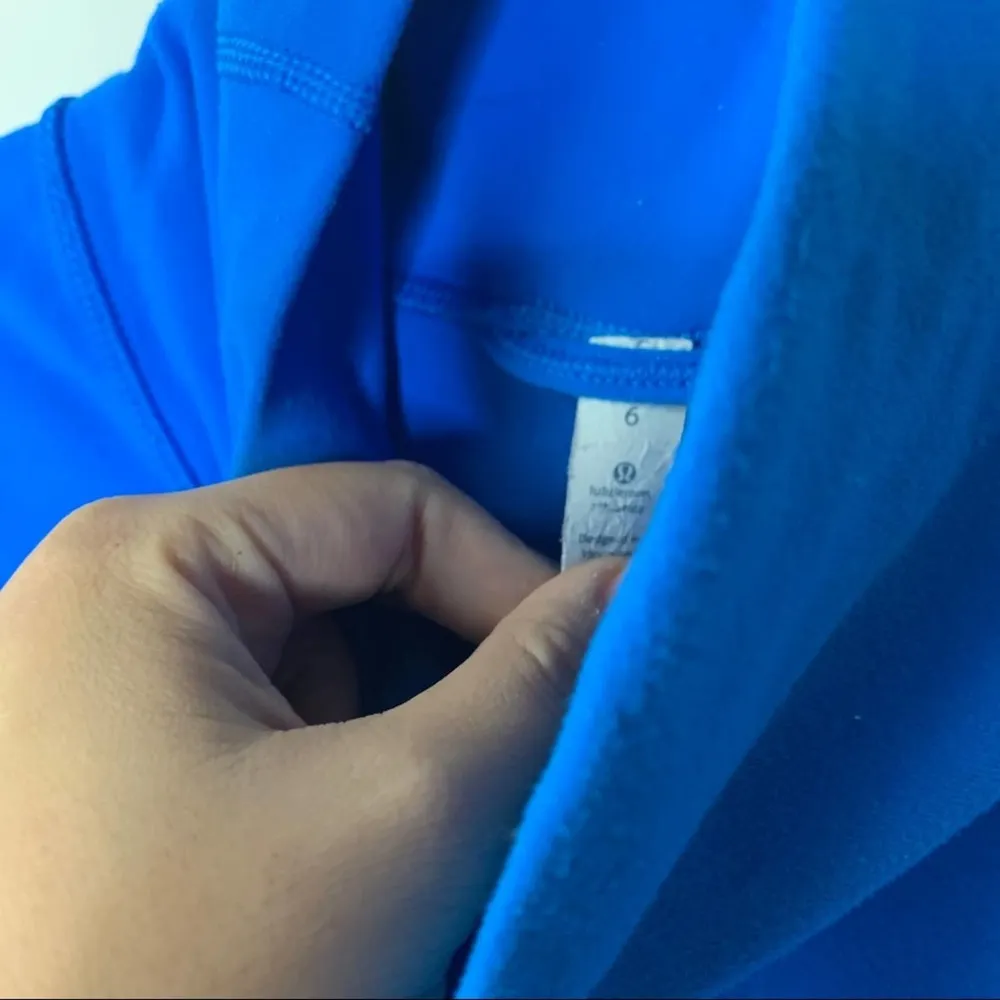 Lululemon‎ daily yoga zip blue striped jacket sz 6 - Image 2