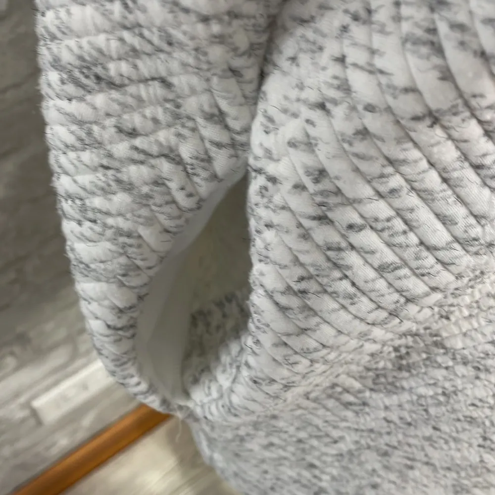 Fabletics Vanessa Quilted Cardigan Jacket - Image 6