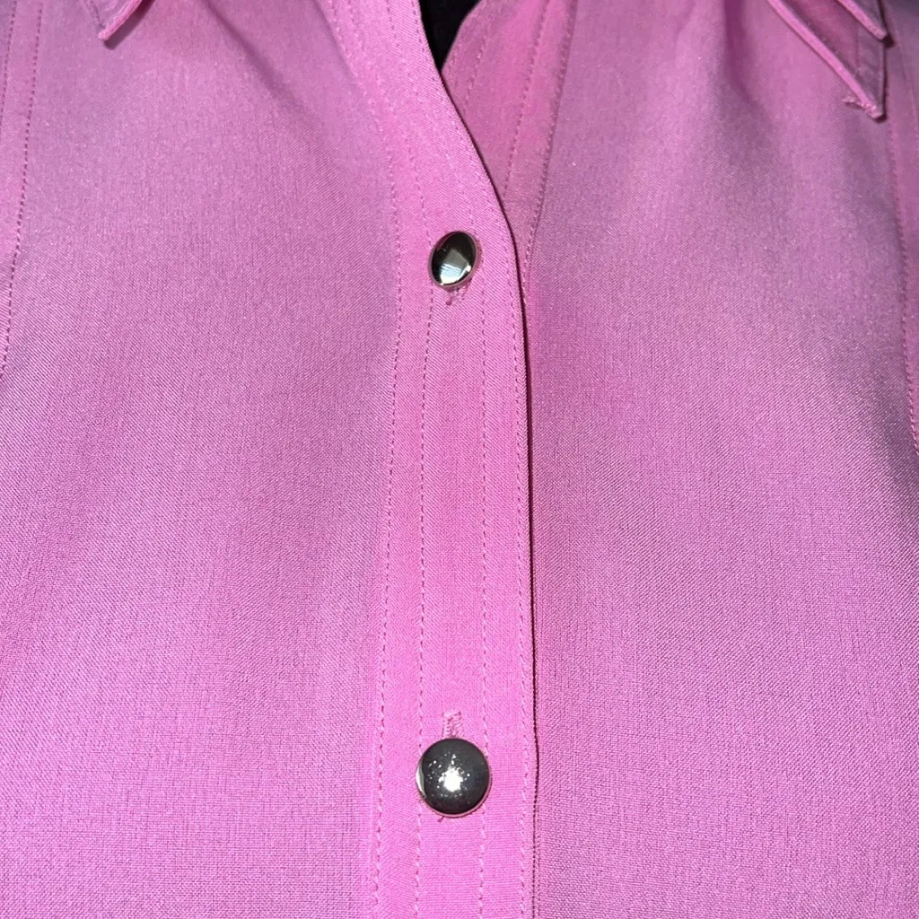 Kathy Che Pink Button Down Blouse🦎🌵 - Image 3