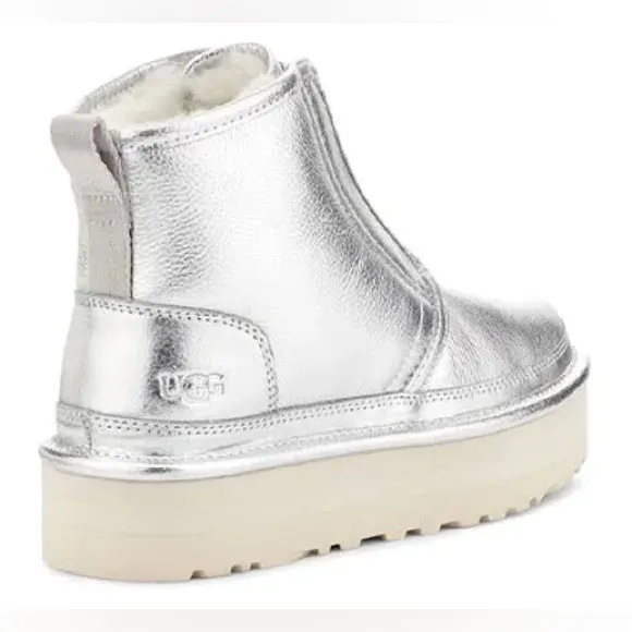UGG metallic silver zip up Neumel Platform Boots size 9 - Image 3
