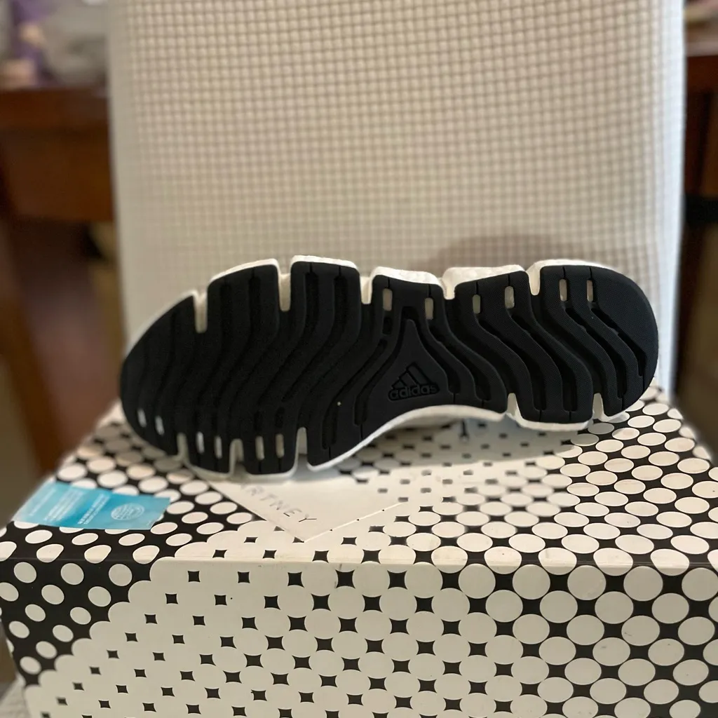 Stella McCartney White and Navy Athletic Shoes - Image 4